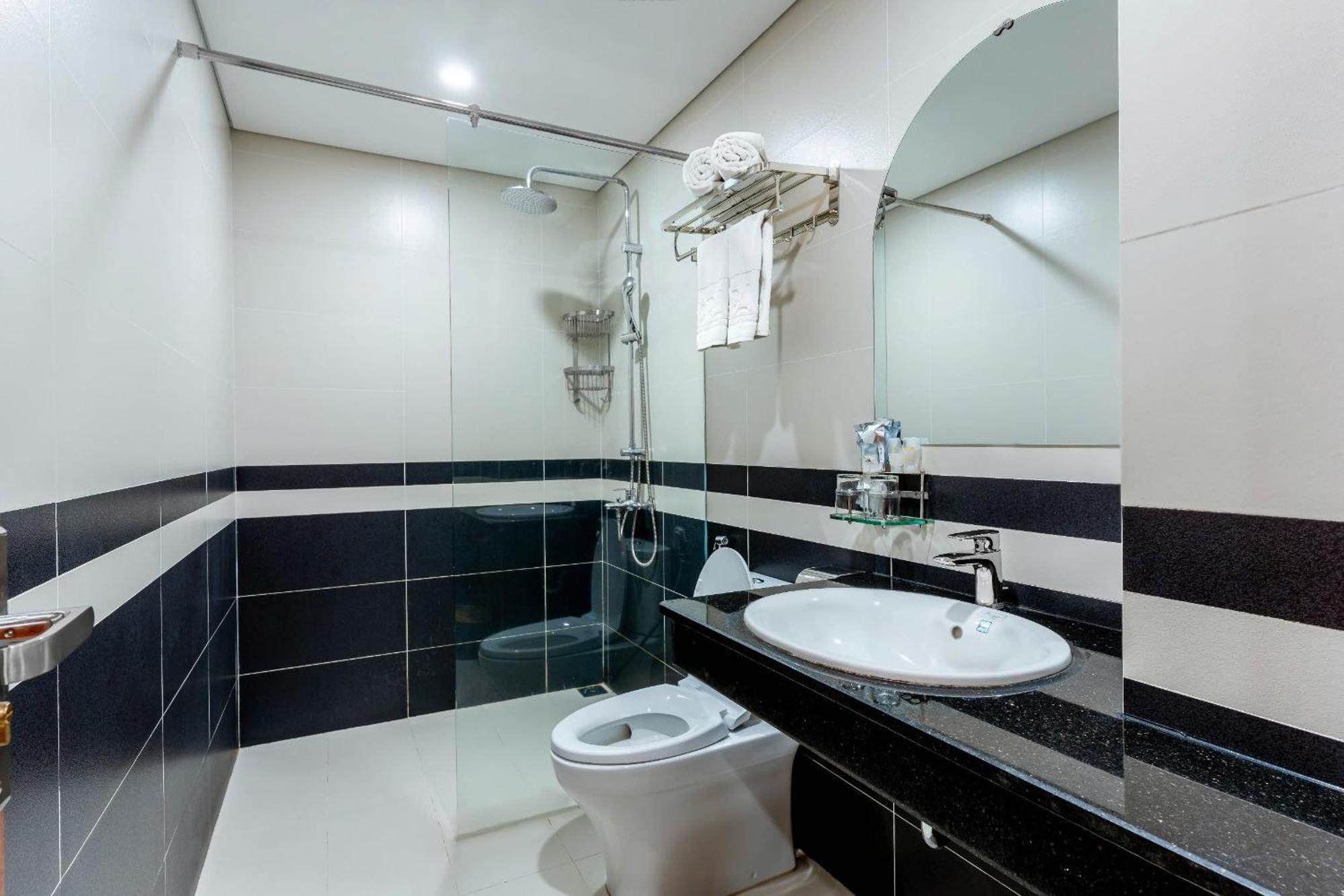 Hummer Hotel & Apartment Da Nang Beach 외부 사진
